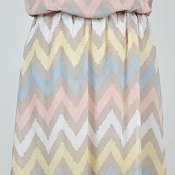 Tacera Maxi Dress - Picture 4 of 4